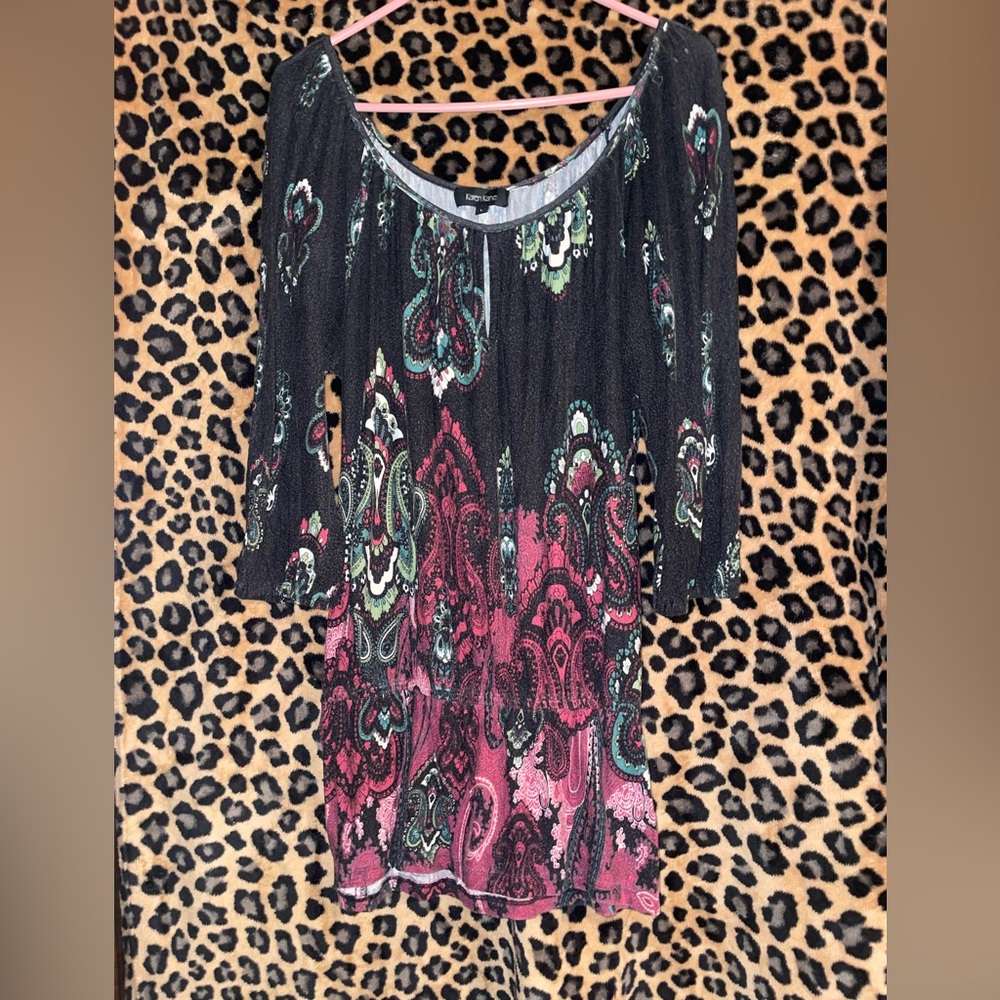 Karen Kane top large
